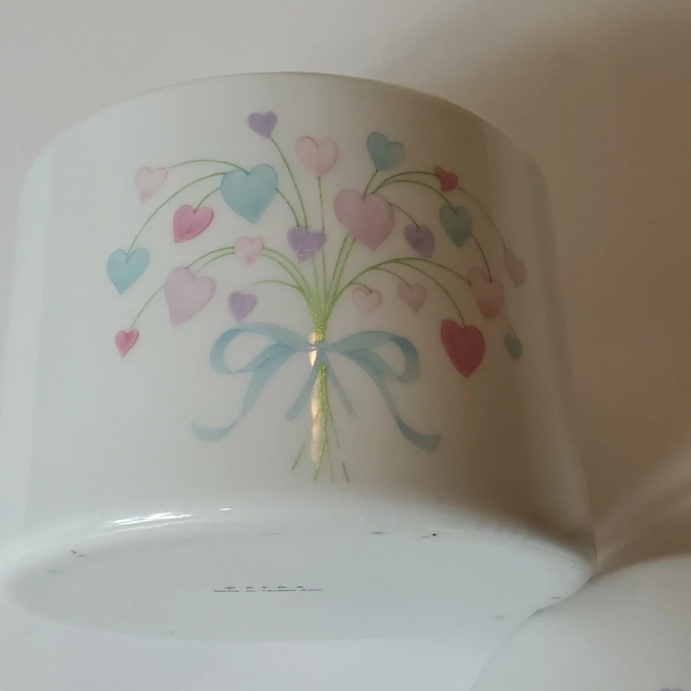 Glass white with hearts dish with lid